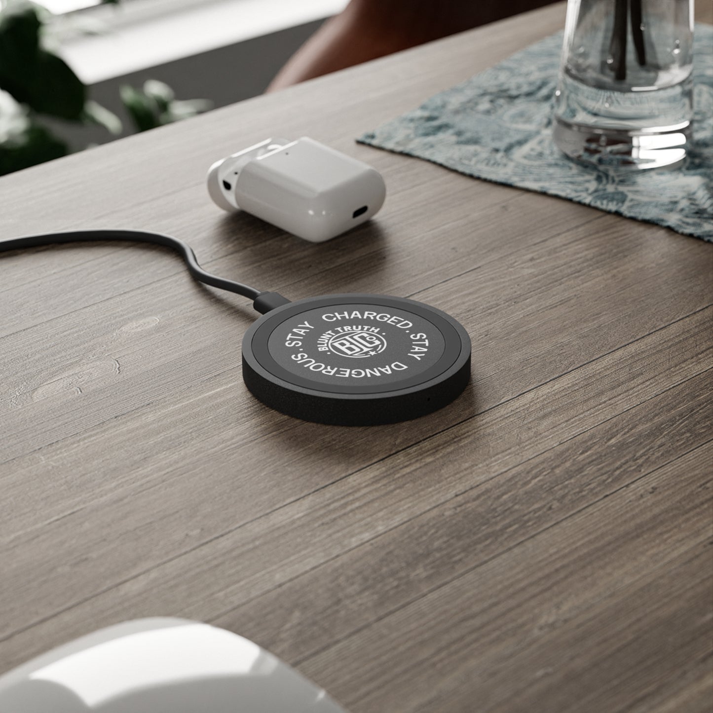 Modern Wireless Charging Pad - Stay Charged, Sleek Design for Home & Office, Perfect Gift for Tech Lovers, Functional Decor, Unique [...]